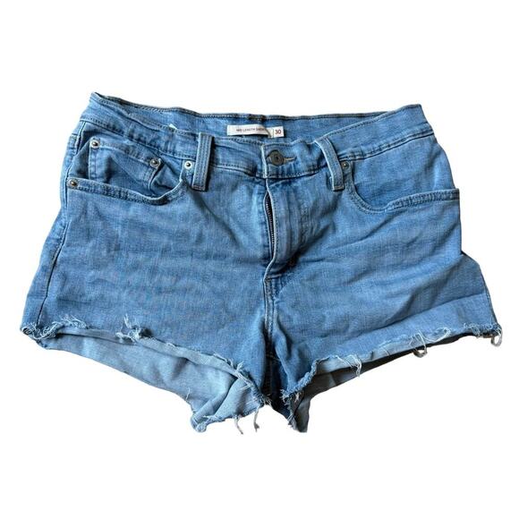Levis mid length shorts, size womens 30, blue jean shorts - Picture 1 of 6